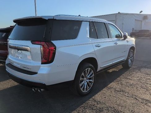 Used 2023 GMC Yukon Denali AWD/4WD image 2
