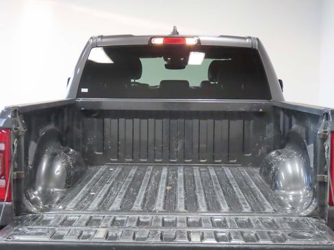 Used 2024 RAM 1500 Laramie image 17