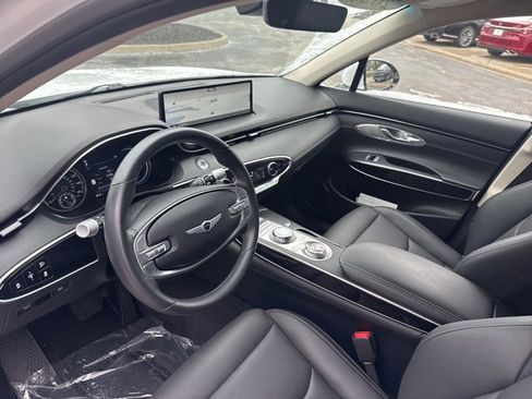 Used 2024 Genesis GV70 2.5T image 14