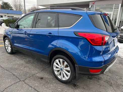 Used 2019 Ford Escape SEL image 12