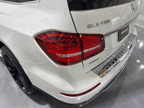 Used 2017 Mercedes-Benz GLS 450 4MATIC image 27