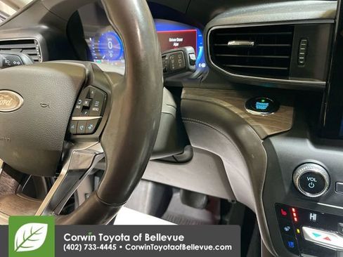 Used 2020 Ford Explorer Platinum image 22