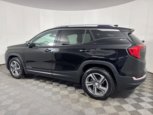 Used 2021 GMC Terrain SLT image 4