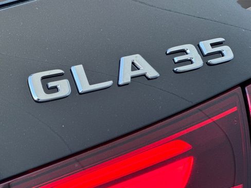 New 2026 Mercedes-Benz GLA 35 AMG 4MATIC image 21