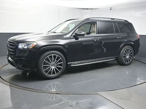 New 2026 Mercedes-Benz GLS 450 4MATIC image 4