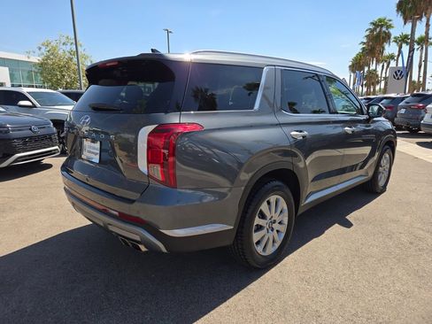 Used 2025 Hyundai Palisade SEL FWD image 6