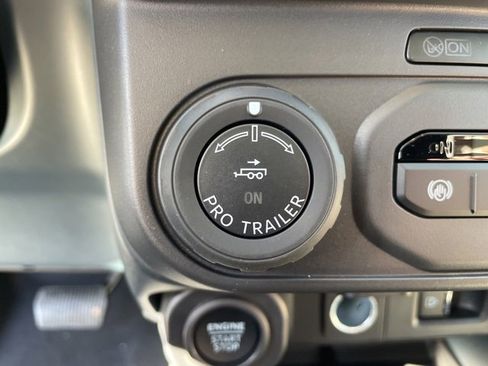 New 2026 Ford Maverick Lariat image 16