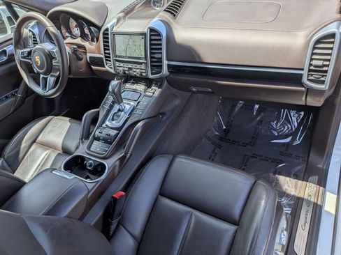 Used 2016 Porsche Cayenne GTS AWD/4WD image 22