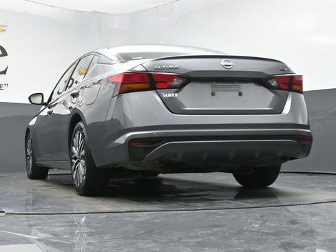 Used 2024 Nissan Altima 2.5 SV FWD image 68