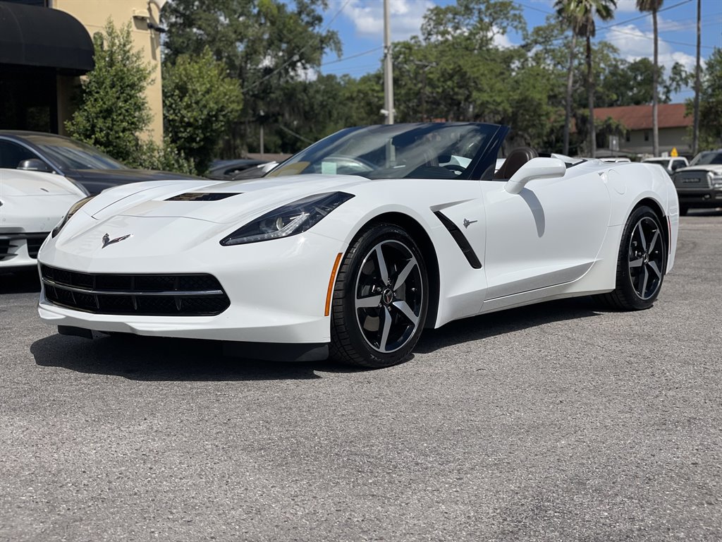 Used 2015 Chevrolet Corvette Stingray Convertible w/ 3LT Preferred Equipment Group RWD image 10
