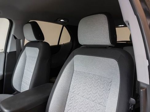 Used 2023 Chevrolet Equinox LT w/ Driver Convenience Package FWD image 16