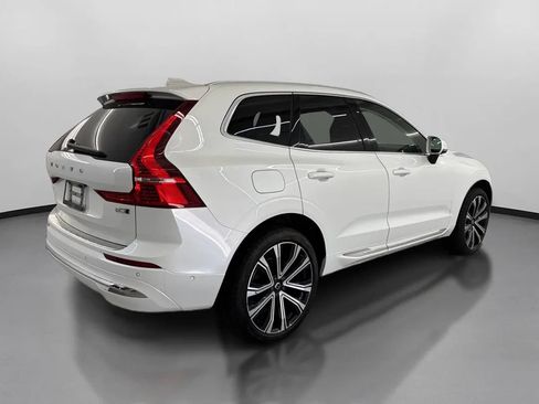Used 2023 Volvo XC60 B5 Ultimate w/ Climate Package AWD/4WD image 10