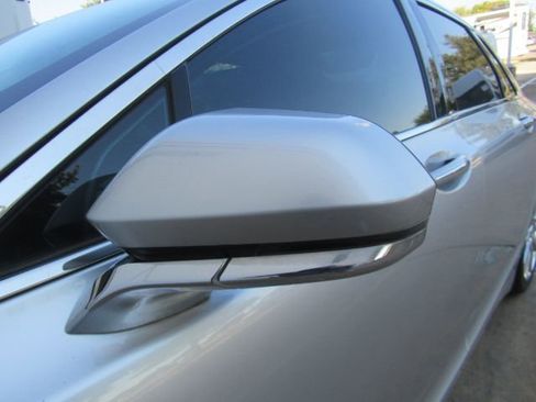 Used 2016 Lincoln MKZ Hybrid image 15