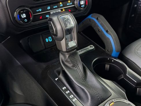 Used 2024 Ford Bronco Black Diamond AWD/4WD image 19