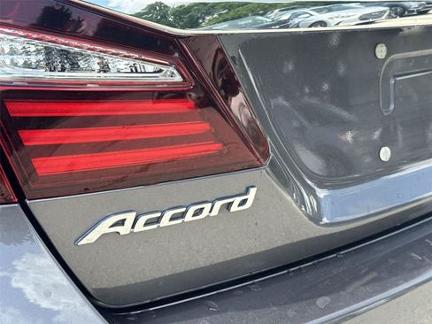 Used 2016 Honda Accord EX-L image 12