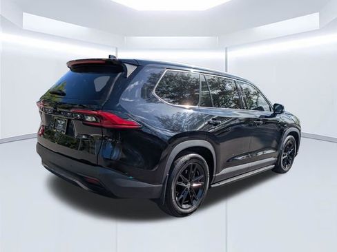 Used 2024 Toyota Grand Highlander FWD image 4