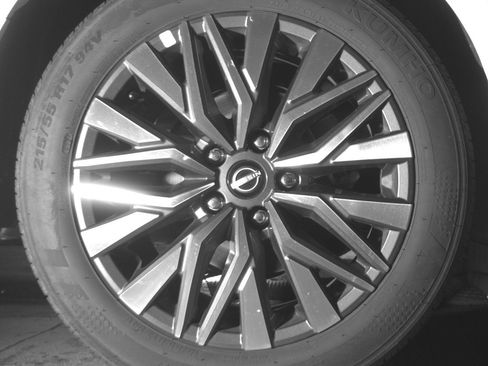 Used 2025 Nissan Altima 2.5 SV image 15