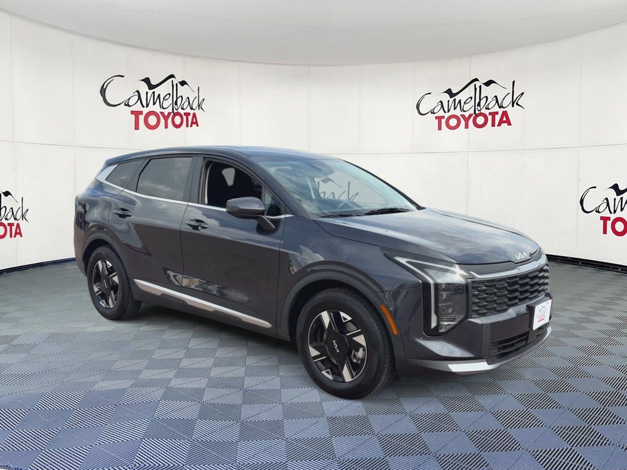 Used 2026 Kia Sportage LX FWD image 5