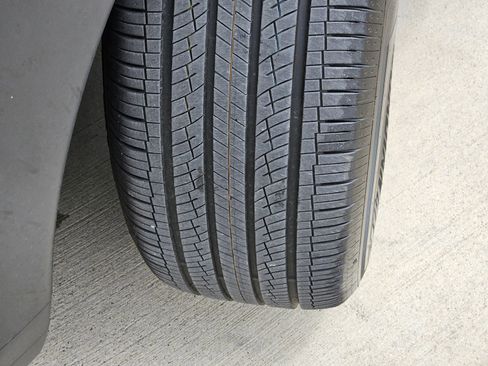 Used 2025 Hyundai Santa Fe SEL FWD image 13