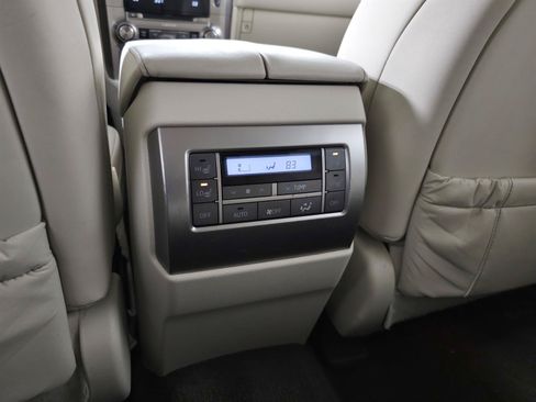 Used 2017 Lexus GX 460 Premium w/ Premium Package AWD/4WD image 27