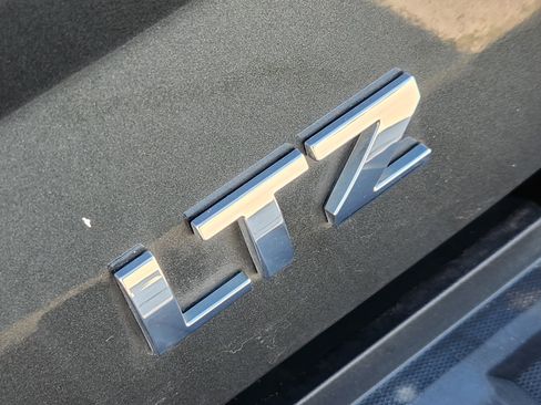Used 2017 Chevrolet Silverado 1500 LTZ w/ Texas Edition RWD image 13