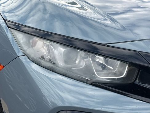 Used 2018 Honda Civic EX image 9