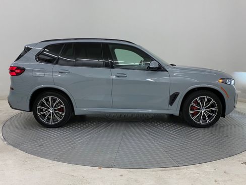 New 2026 BMW X5 xDrive40i w/ M Sport Package image 7
