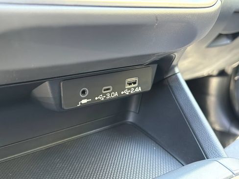 Certified 2025 Subaru Crosstrek 2.5i Premium AWD/4WD image 31