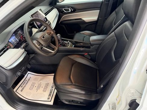 Certified 2024 Jeep Compass Limited AWD/4WD image 18