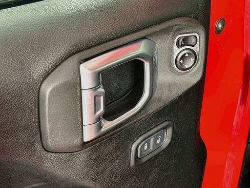 Used 2020 Jeep Wrangler Unlimited Sport S AWD/4WD image 17