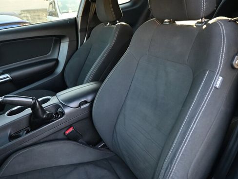 Used 2018 Ford Mustang GT image 23