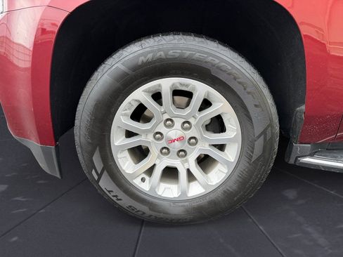 Used 2020 GMC Yukon SLT image 4