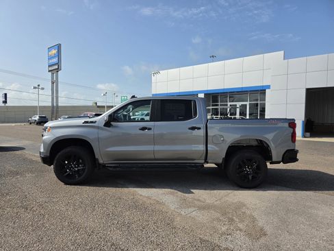 New 2026 Chevrolet Silverado 1500 LT Trail Boss w/ Convenience Package II AWD/4WD image 2