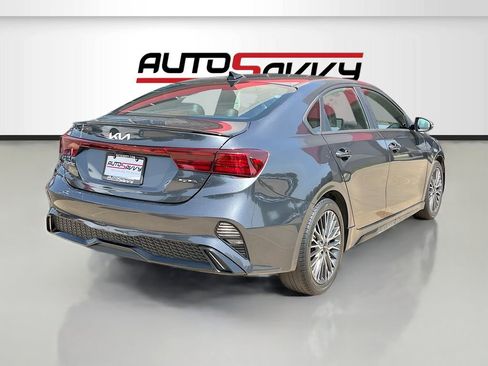Used 2023 Kia Forte GT-Line image 7