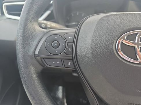 Used 2024 Toyota Corolla LE w/ LE Convenience Package FWD image 20