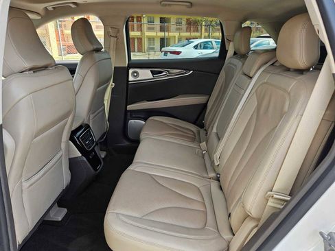 Used 2022 Lincoln Nautilus Reserve w/ Equipment Group 202A image 20