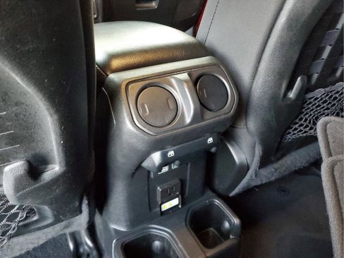 Certified 2022 Jeep Gladiator Mojave image 16