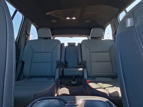 New 2026 GMC Acadia AT4 AWD/4WD image 28
