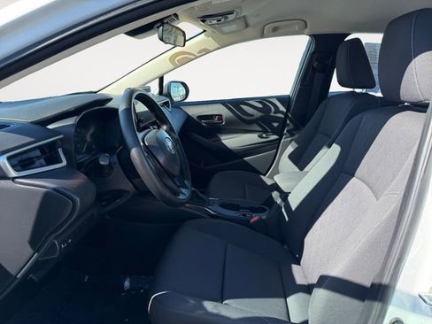 Certified 2024 Toyota Corolla LE image 9