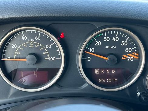 Used 2016 Jeep Wrangler Unlimited Sahara AWD/4WD image 17