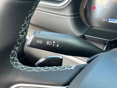 New 2025 Jeep Grand Cherokee Limited w/ Black Appearance Package image 19