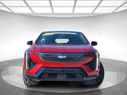 Certified 2025 Cadillac Optiq Sport 2 w/ LPO, Floor Liner Package