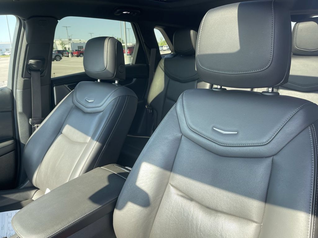 Used 2024 Cadillac XT5 Premium Luxury AWD/4WD image 18
