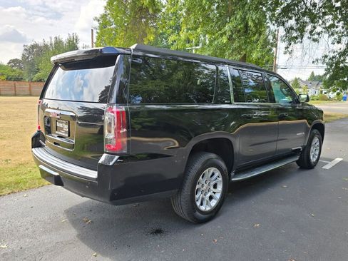 Used 2019 GMC Yukon XL SLT image 7