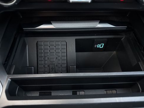 Certified 2023 Ford F350 Platinum w/ FX4 Off-Road Package image 39