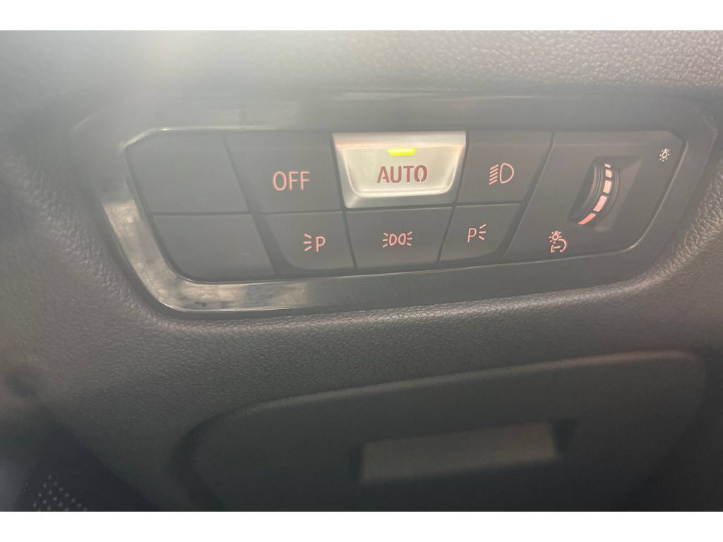 Used 2020 BMW 330i Sedan RWD image 40