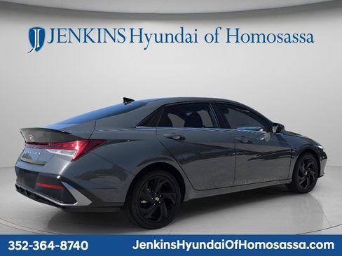 New 2026 Hyundai Elantra SEL Sport Premium FWD image 3