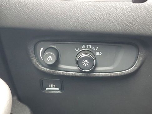 Certified 2021 GMC Terrain SLE w/ Driver Convenience Package image 20