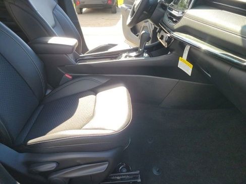 Used 2024 Jeep Compass Latitude w/ Sun and Sound Group image 31