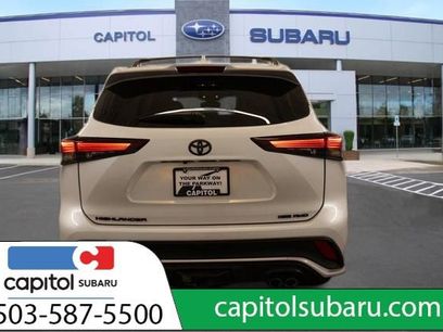 Used 2024 Toyota Highlander XSE